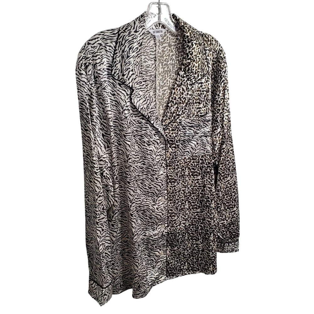 BB Dakota Size XXL Top Pajama Shirt Silky Satin Animal Print Stretch Blouse